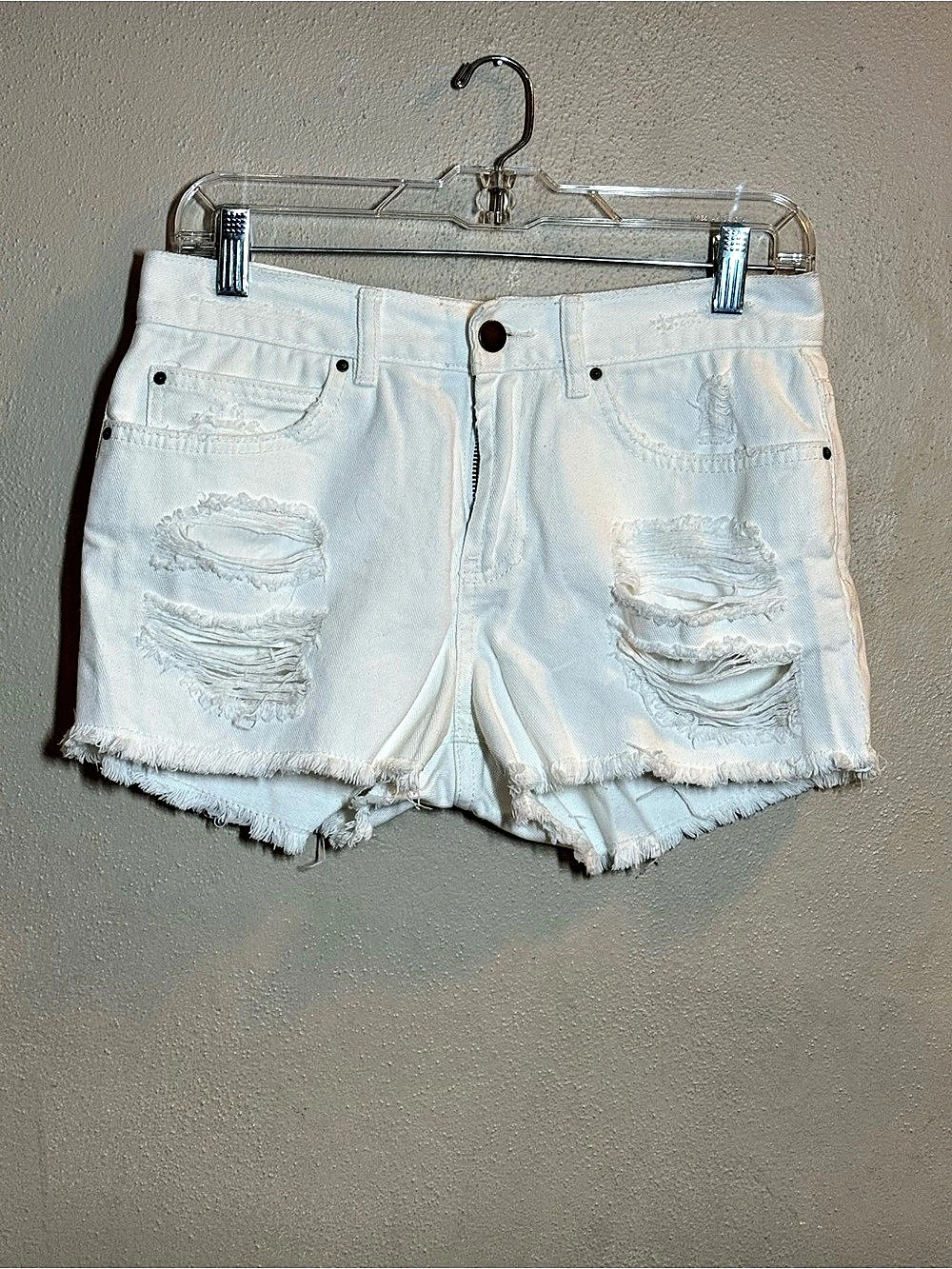 Billabong Distressed Jean Shorts in White Sz 26 like new!